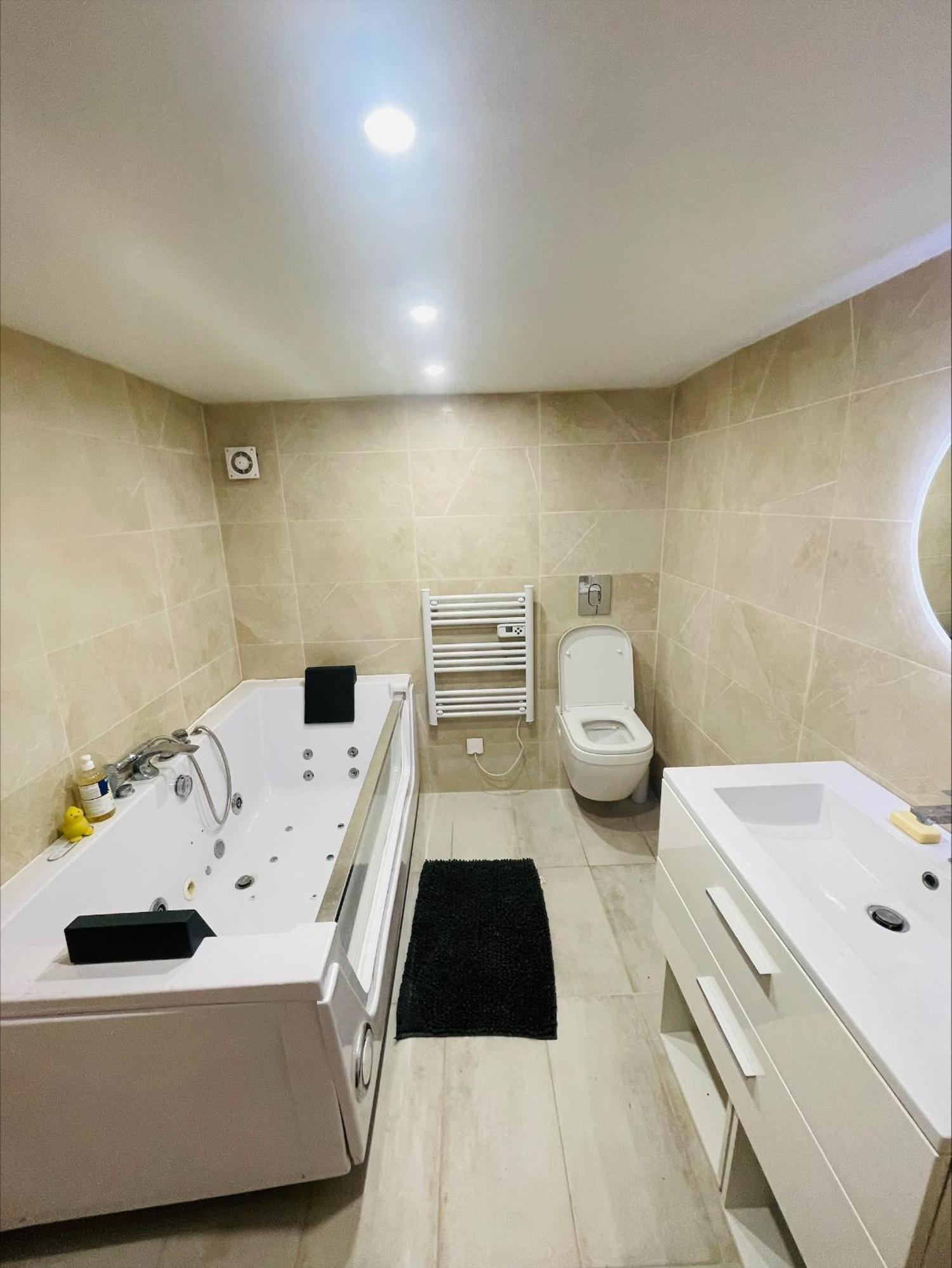 Logement En Rez De Jardin Guérard Extérieur photo